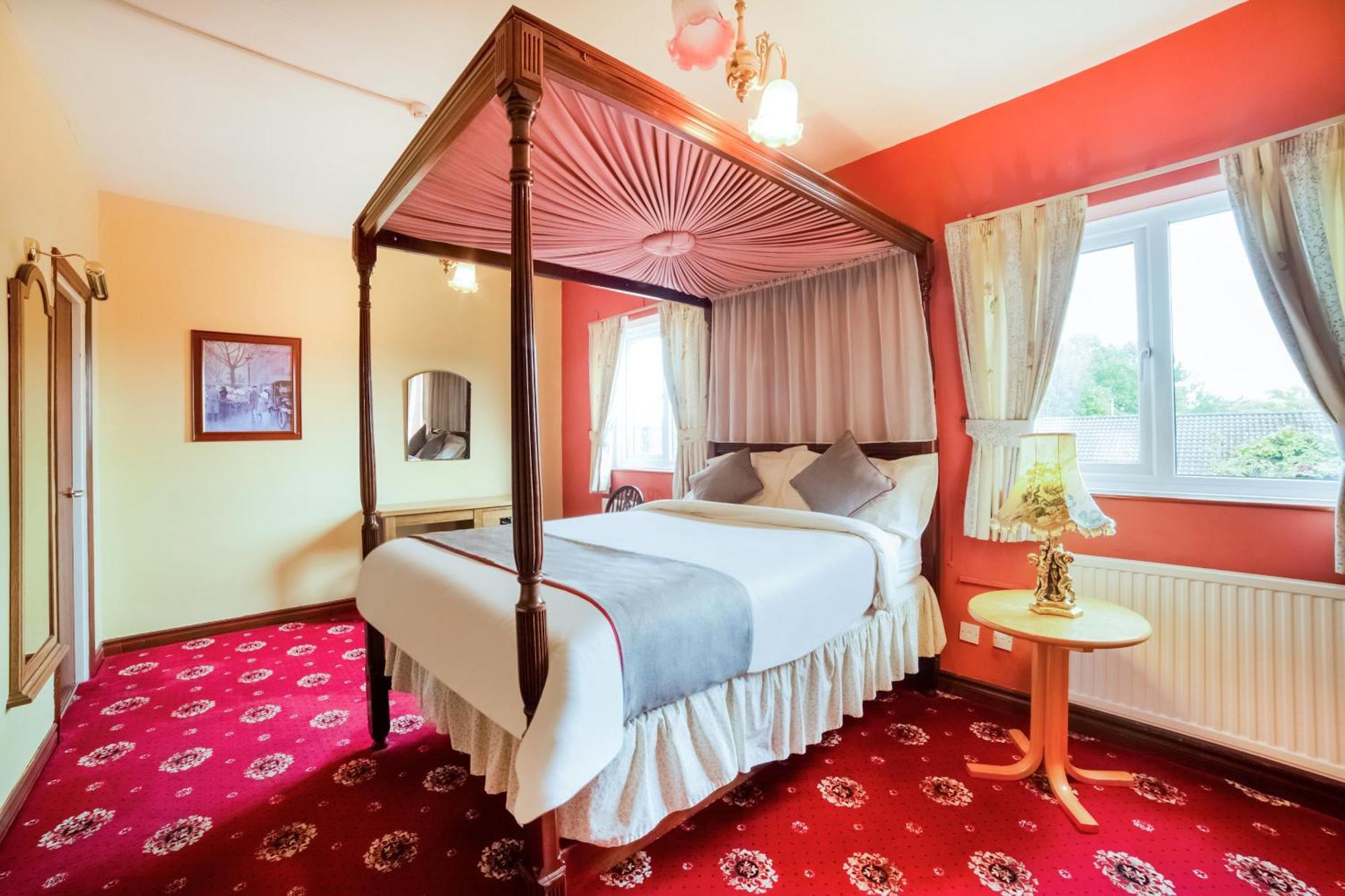 Dunston  Oyo The Royal Hotel מראה חיצוני תמונה